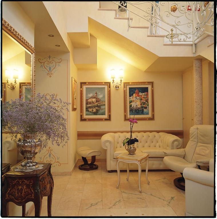 Boutique Hotel Dieci Milan Interior photo